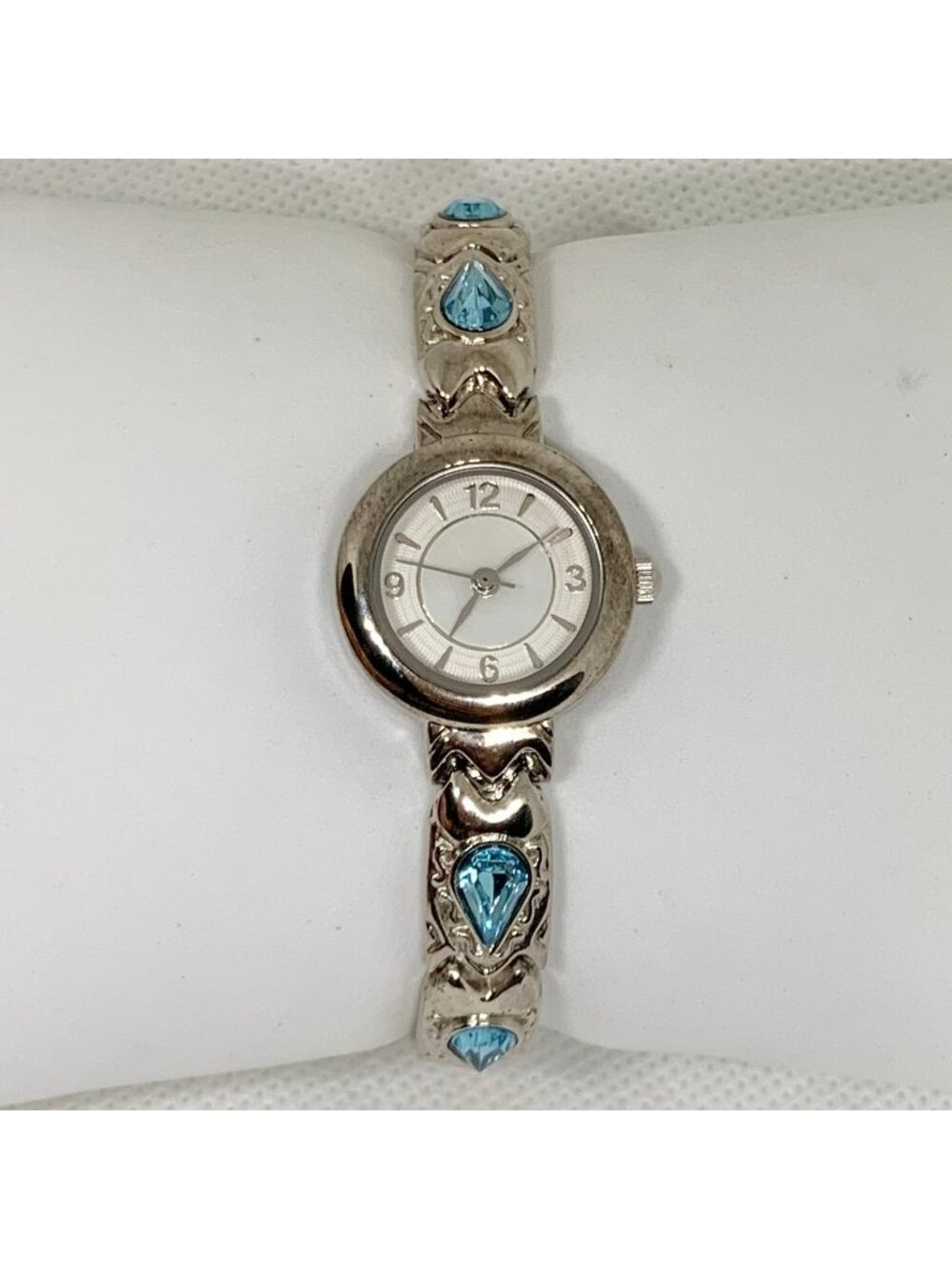 Christian Benet Women's Watch mop Dial Blue Stone quartz 22mm 6.5” running